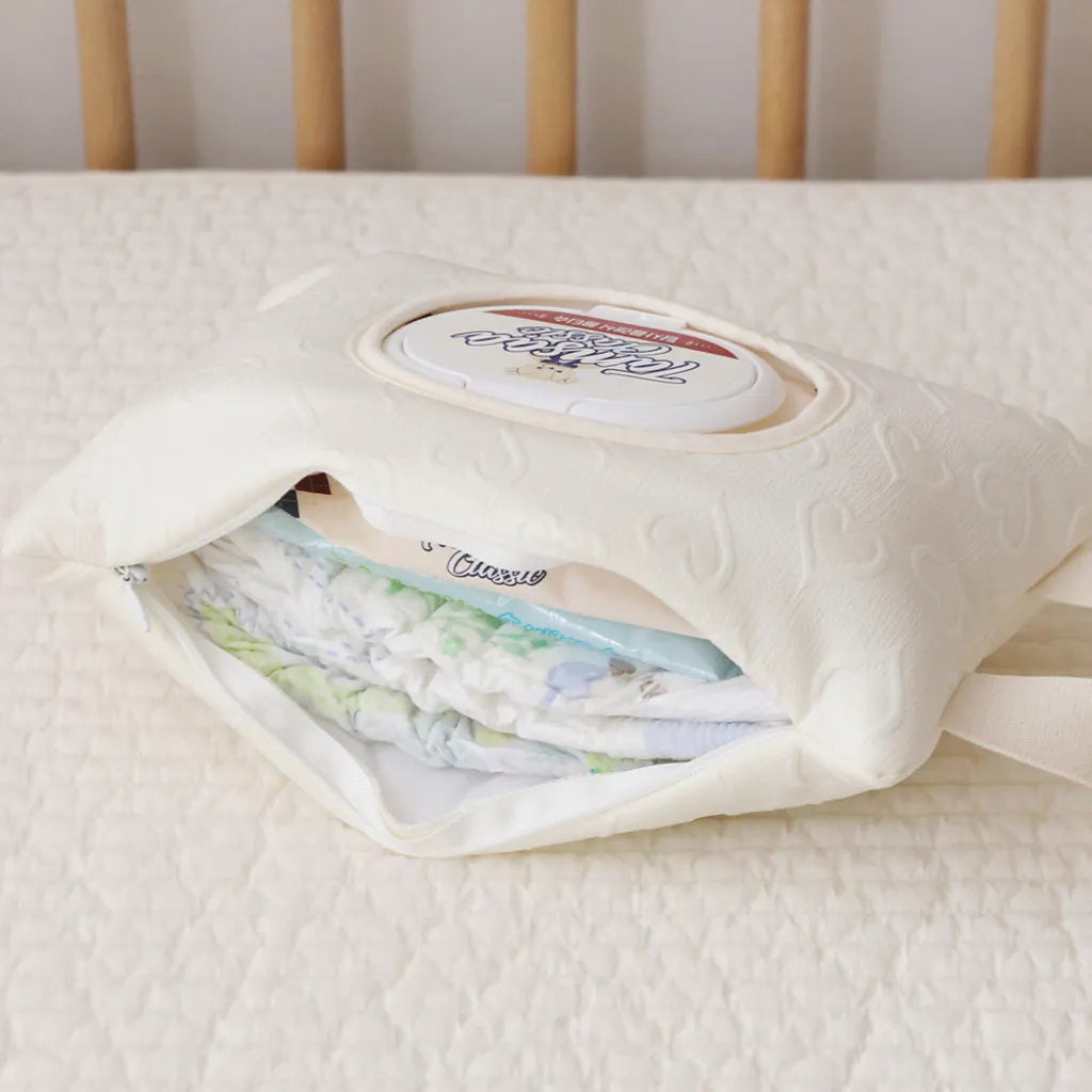 Baby Stroller Heart Wet Wipes Case Extraction Tissue Box Travel Car Portable Handheld Storage Bag Newborn Hanging Bag for Cart