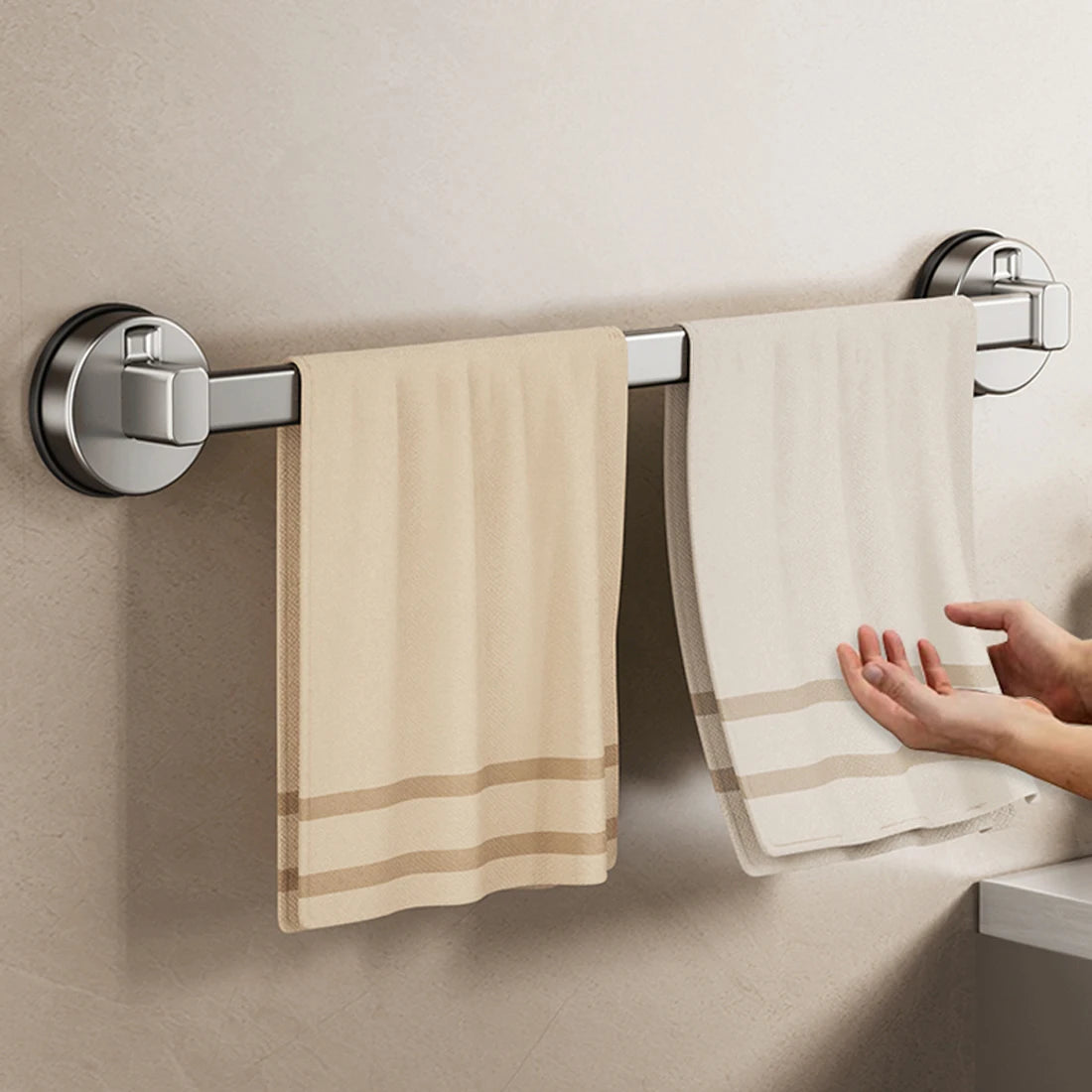 YUTOKO Bathroom Suction Cup Towel Rack Non-perforated Storage Rack Wall-mounted Single-rod Bath Towel Storage Rack